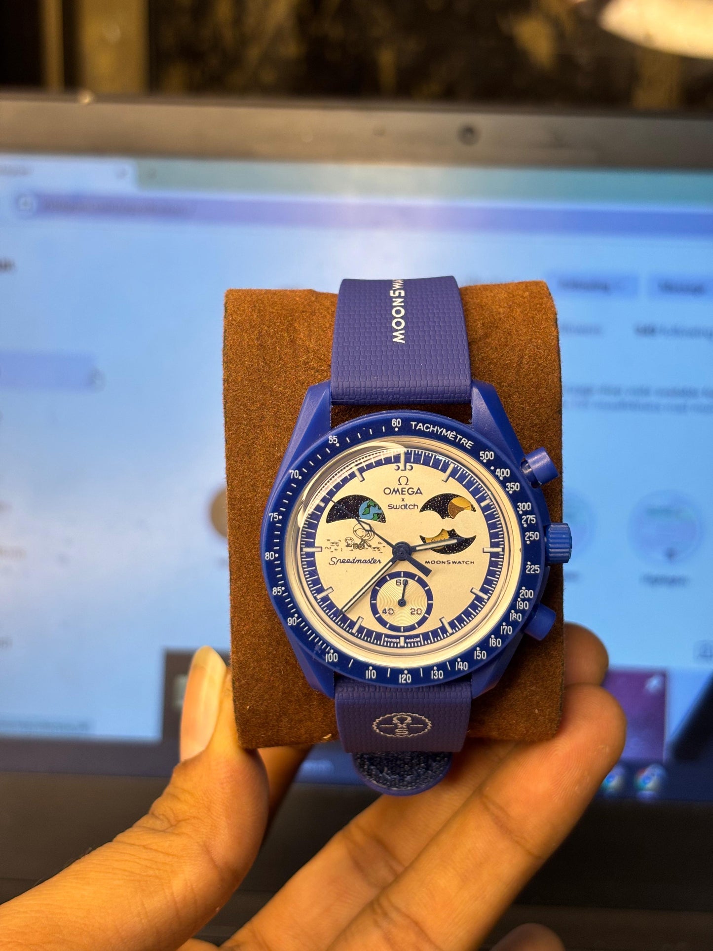 Sun and moon Working watch